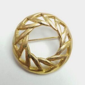 Vintage Modernist Style Circle Brooch, Gold Tone Lapel Pin, Unisex Style Estate